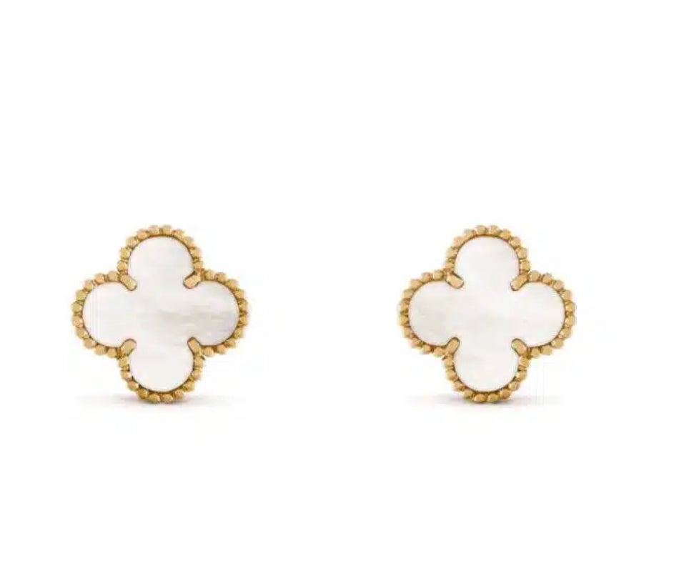 Flower studs